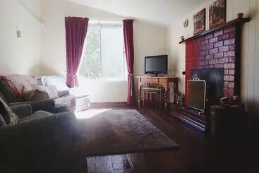 ベッドアンドブレックファースト Glenbrook House And Cottage