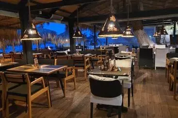 Отель King's Suites