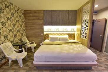 בית מלון כפרי Ricci House Resort