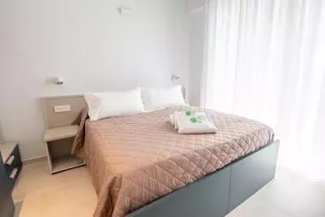Pensão Divina Holiday Rooms