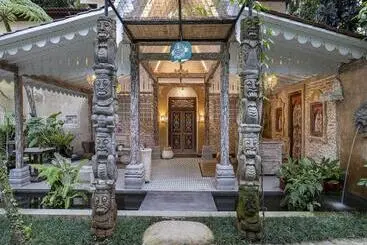 Resort Otel Pramana Giri Kusuma