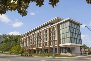The Highlander Hotel Radford