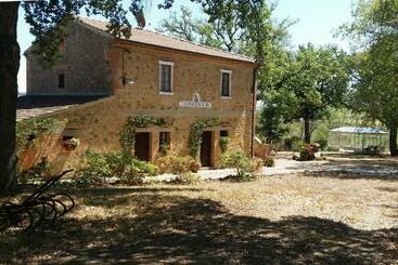 Agriturismo Torrenieri Da Alessandro