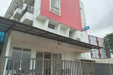 Pension M Room Residence