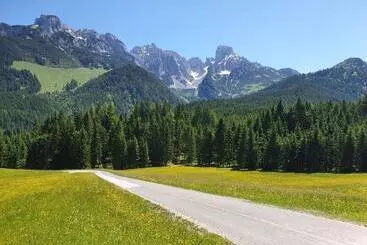 تختخواب و صبحانه Haus Salzkammergut