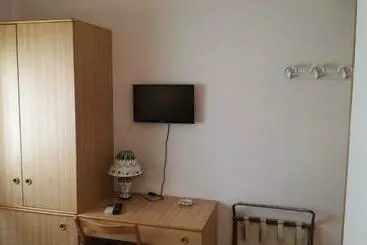هتل Albergo Le Rose
