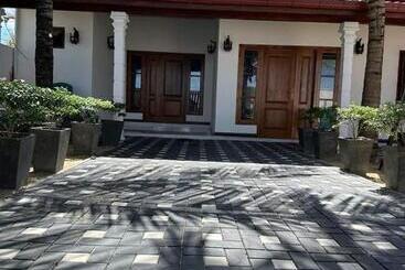 Pensione New Al Hazm Beach Guest House