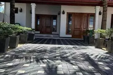 Pension  New Al Hazm Beach Guest House