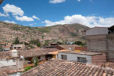 بنسيون Posada Nirvana