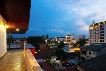 Albergue Vientiane Ruby Riverside