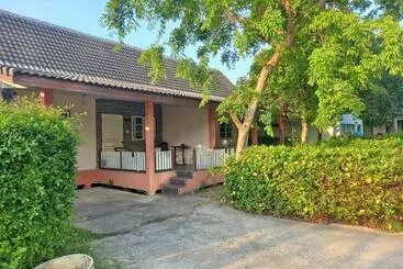 Hotel Dusita Parkview Resort @ Khua Suan Pla