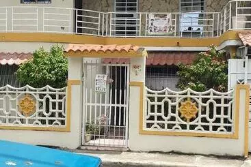 پانسیون Alojamientos Fe
