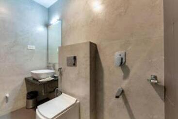 Vov Hotels Vijayapura