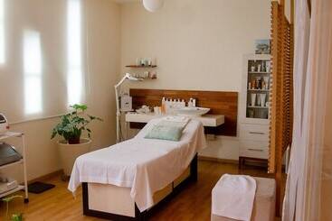 בית מלון כפרי Cozana Guest House