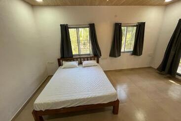 Отель Riva Gold By Flora Stays