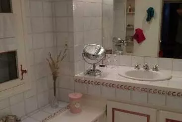 Aamiaismajoitus (B&B) Chambre Thomas