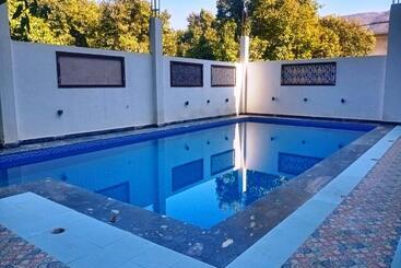 Hotel Green Hub Pool Villa With Nature