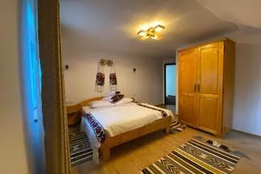 Pensão Casa Din Deal