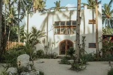 Vedya Boutique Hostel