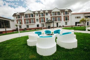 Hotel Castle Resort Spa