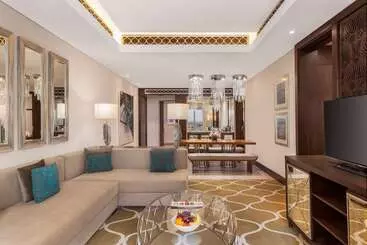 هتل Hilton Dubai Al Habtoor City