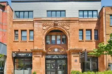 Parc Avenue Hostel