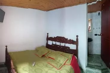 Vandrarhem Hospedaje Puerta Al Lago