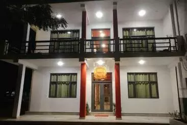 هتل Dakghar 606