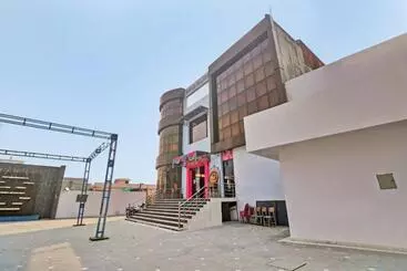 Hotel Oyo Flagship 70230  Paras Palace