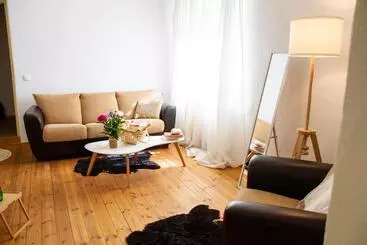 Mooste Viinavabriku Hotell & Restoran