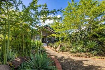 ホテル Zulu Nyala Heritage Safari Lodge