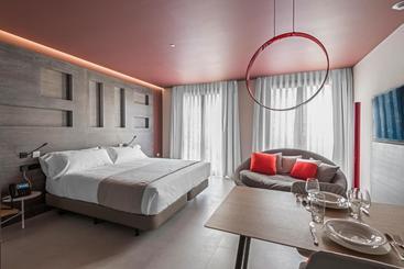 هتل آپارتمان Myr Plaza Mercado & Spa