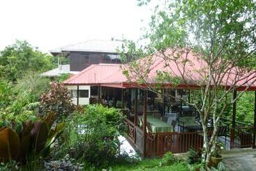 Пансион Slagon Homestay