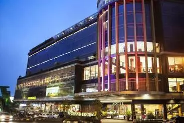 Grand Edge Hotel Semarang   Chse Certified