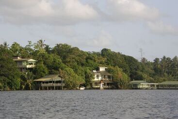 호텔 Maduganga Villa Amazing Island Resort