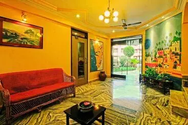 Hôtel Gopika International