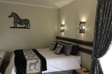 Hotel Leika Airport Lodge