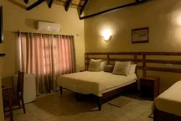 هتل Mopani Lodge