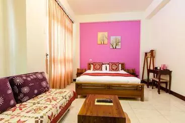 펜션 Encounter Hostel