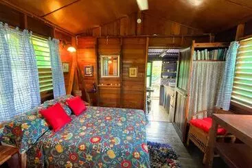 Hospedaria Judy House Cottages And Rooms