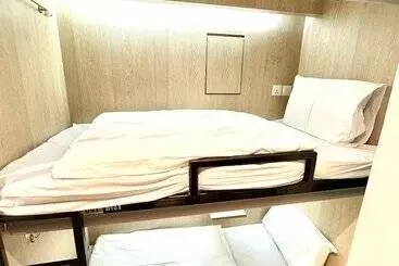 旅馆 The Room @ Bugis