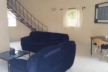 پانسیون Oasis Relax Lodge