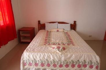 Pensão Roberto's Resort