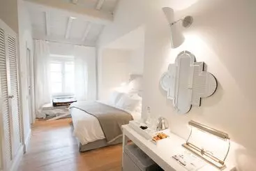 Bed and Breakfast Hall