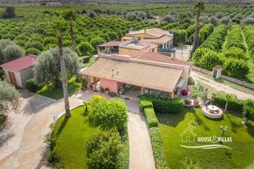 צימר Oasi A Vendicari