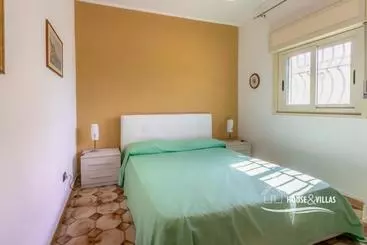 צימר Oasi A Vendicari