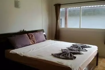 ホテル Maehaad Garden Inn