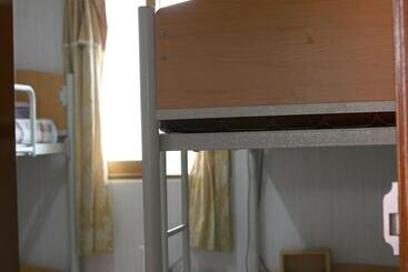 膳宿费 Guesthouse In Gangneung Myunggane