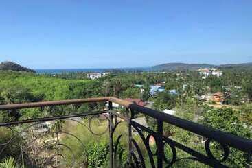 آپارتمانهای توریستها Thara Bayview Villa