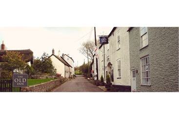 בית מלון כפרי The Old Inn